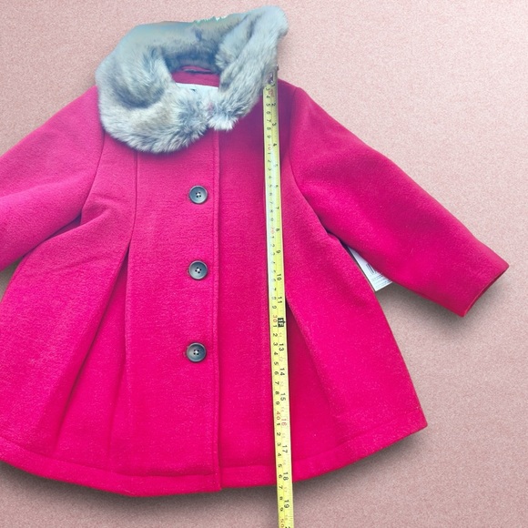 New Toddler girl button closure red Winter Coat With Faux Fur Trip 18-24m - Picture 9 of 12